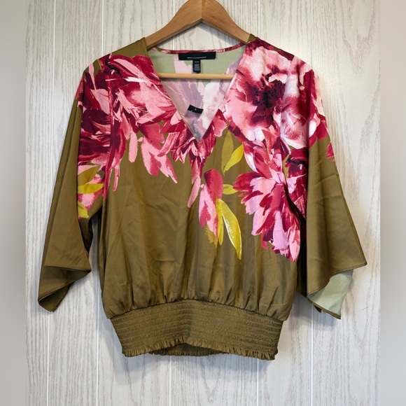 White House Black Market Tops - White House Black Market Floral Smocked Blouse Size XXS NWT
